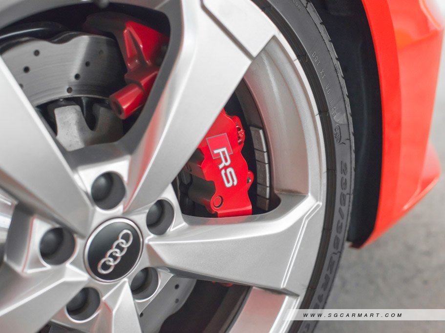 https://i.i-sgcm.com/new_cars/cars/11781/11781_g24