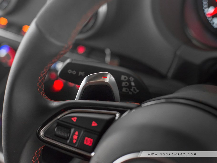 https://i.i-sgcm.com/new_cars/cars/11781/11781_g33