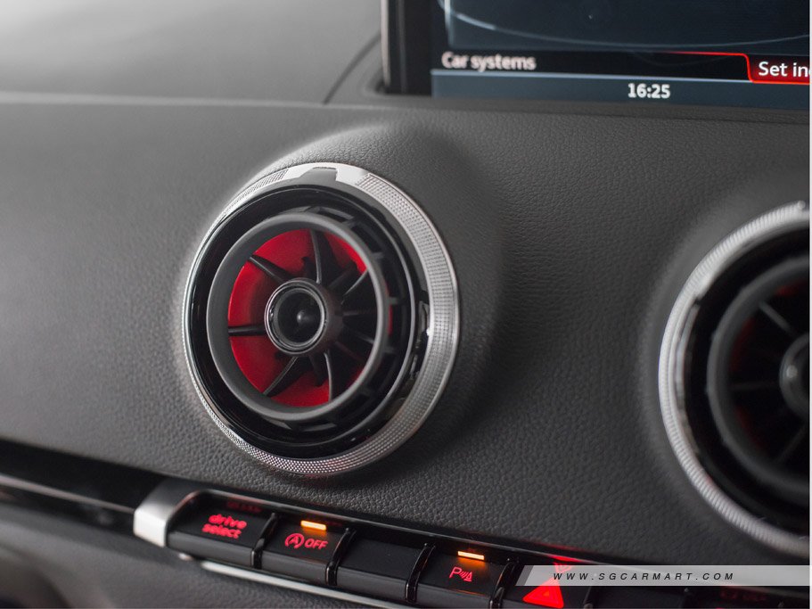 https://i.i-sgcm.com/new_cars/cars/11781/11781_g37