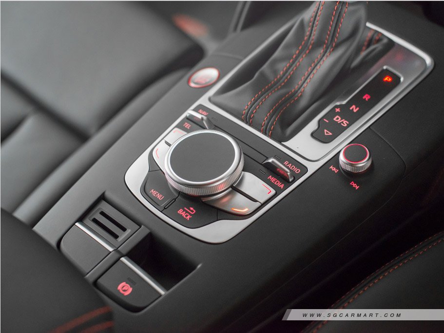 https://i.i-sgcm.com/new_cars/cars/11781/11781_g40