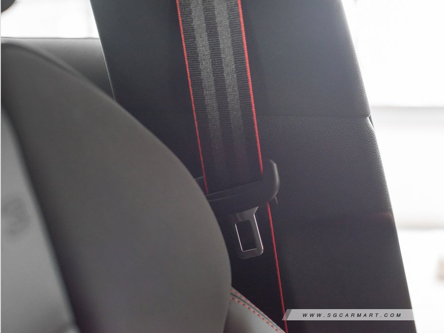 https://i.i-sgcm.com/new_cars/cars/11781/11781_g42