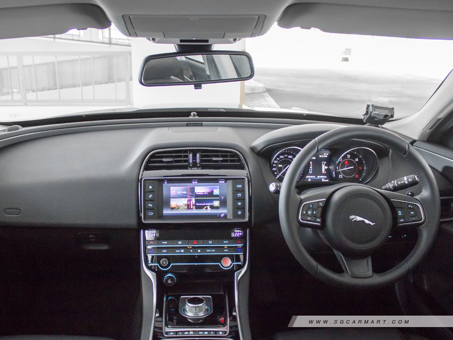 https://i.i-sgcm.com/new_cars/cars/11783/11783_g26