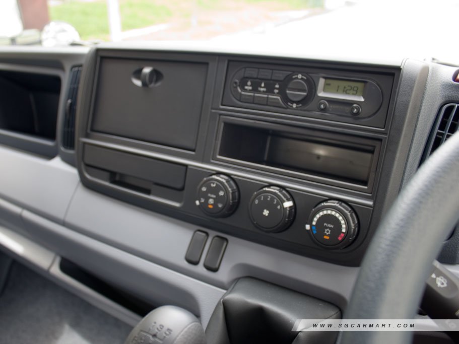 https://i.i-sgcm.com/new_cars/cars/11786/11786_g10