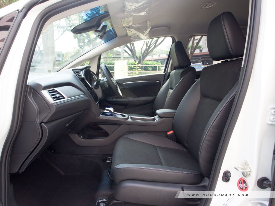 https://i.i-sgcm.com/new_cars/cars/11787/11787_g11