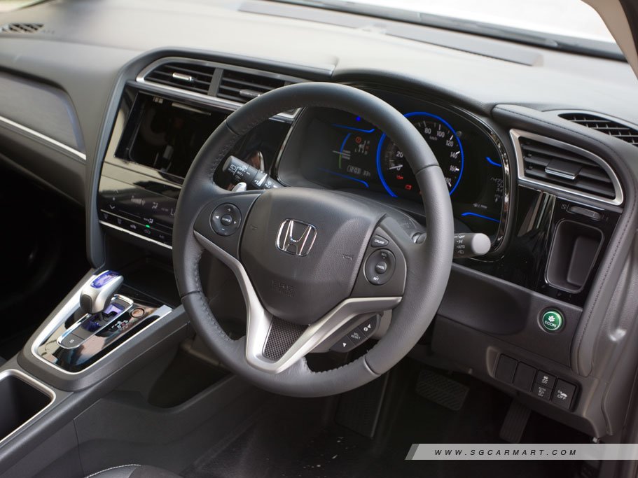 https://i.i-sgcm.com/new_cars/cars/11787/11787_g14