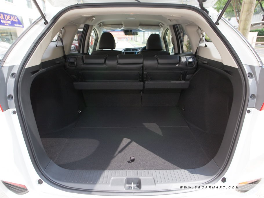 https://i.i-sgcm.com/new_cars/cars/11787/11787_g21