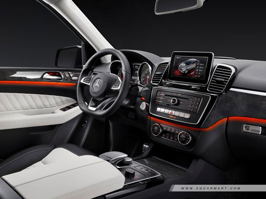 https://i.i-sgcm.com/new_cars/cars/11788/11788_g12