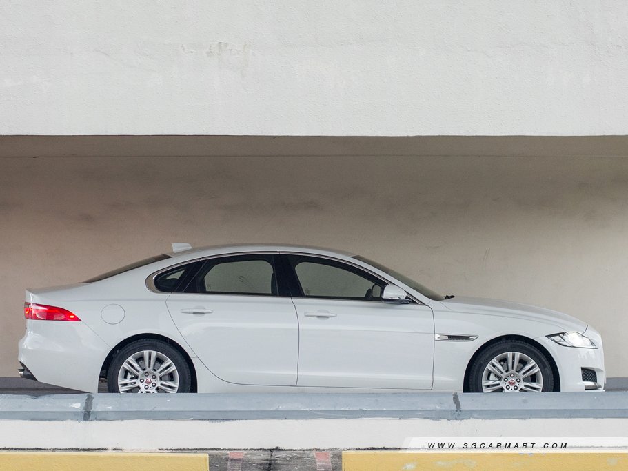 https://i.i-sgcm.com/new_cars/cars/11789/11789_g18