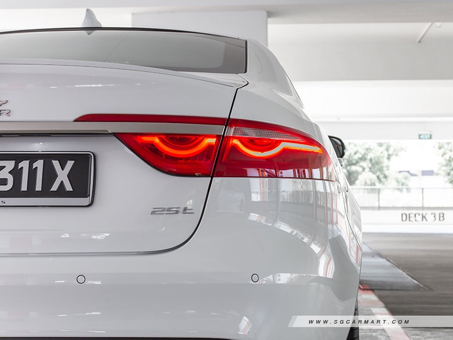 https://i.i-sgcm.com/new_cars/cars/11789/11789_g56