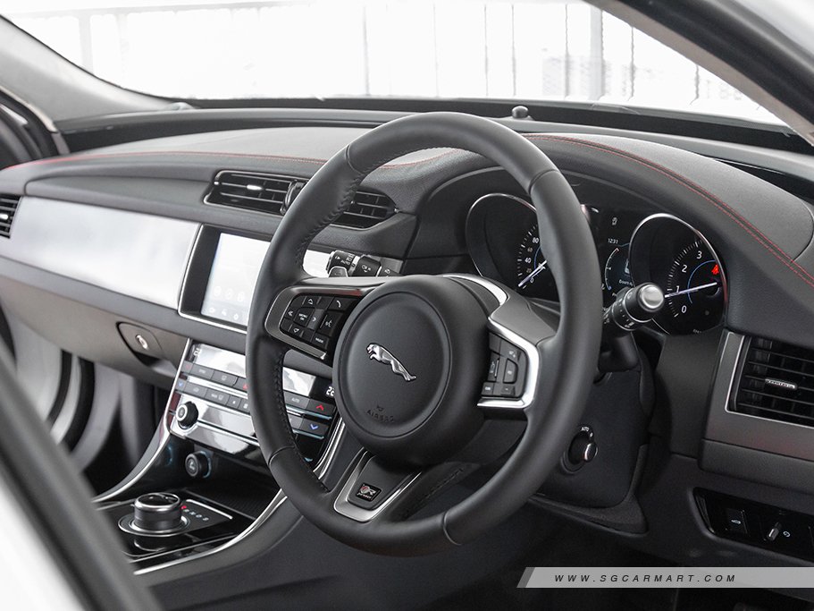 https://i.i-sgcm.com/new_cars/cars/11789/11789_g58