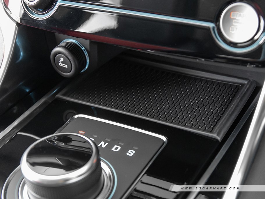 https://i.i-sgcm.com/new_cars/cars/11789/11789_g67