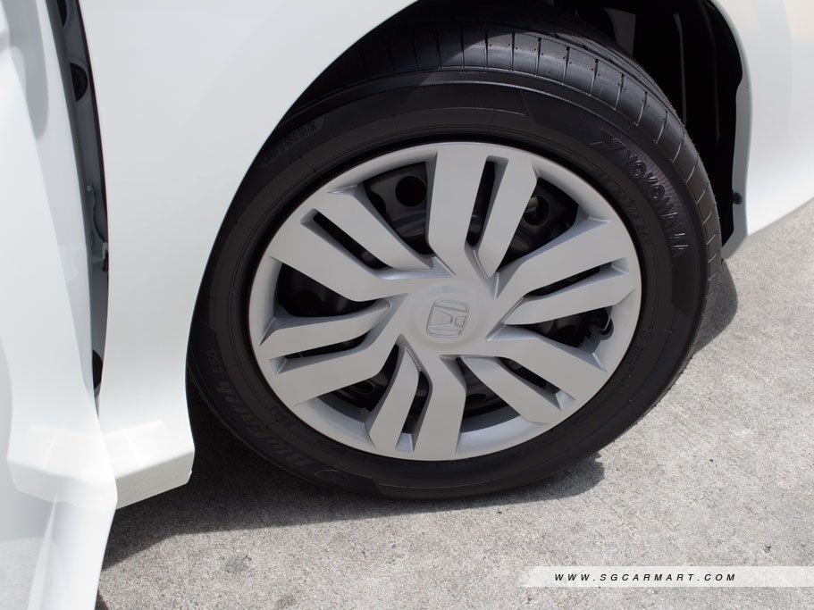 https://i.i-sgcm.com/new_cars/cars/11791/11791_g7