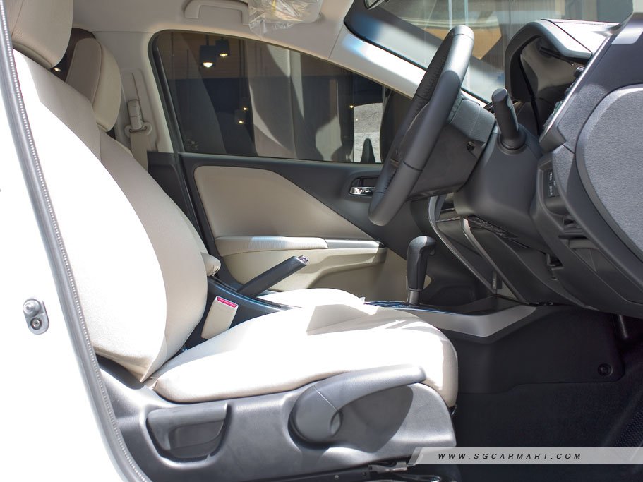 https://i.i-sgcm.com/new_cars/cars/11791/11791_g9
