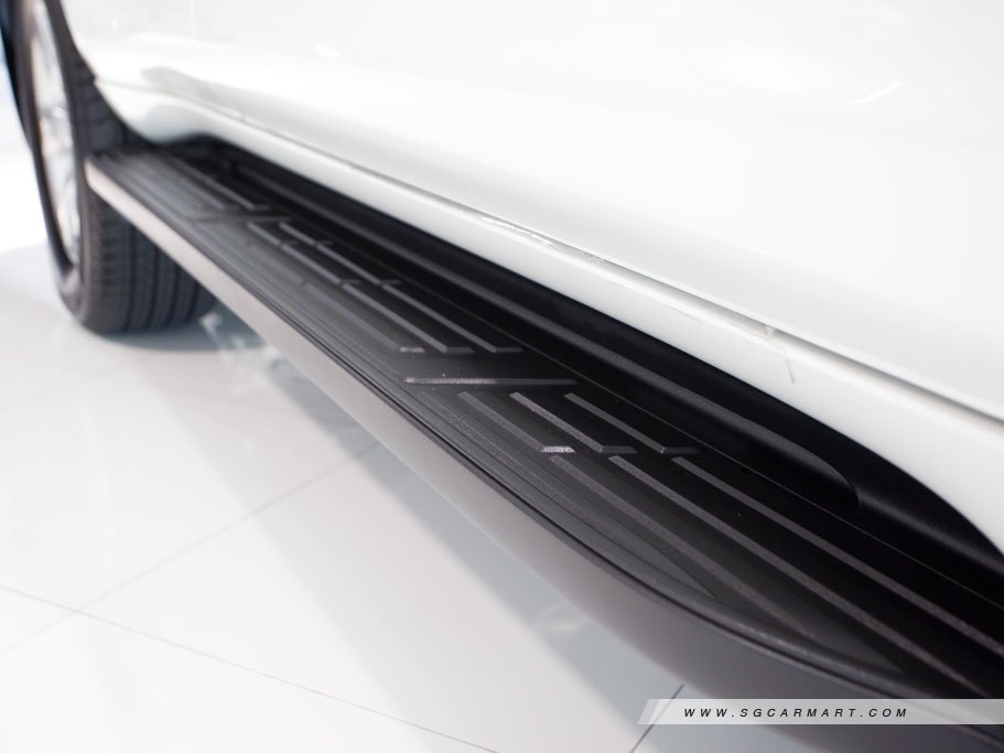 https://i.i-sgcm.com/new_cars/cars/11792/11792_g10