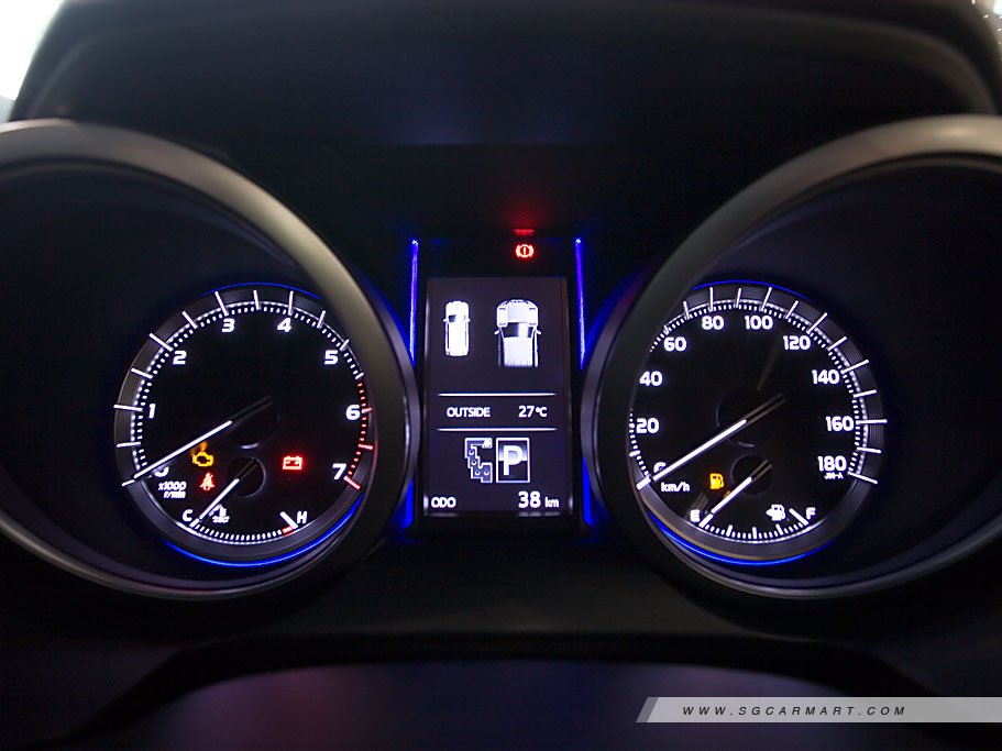 https://i.i-sgcm.com/new_cars/cars/11792/11792_g19