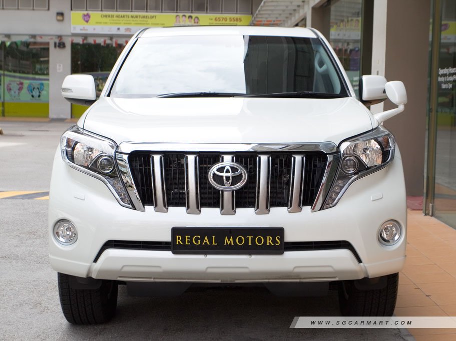 https://i.i-sgcm.com/new_cars/cars/11792/11792_g2