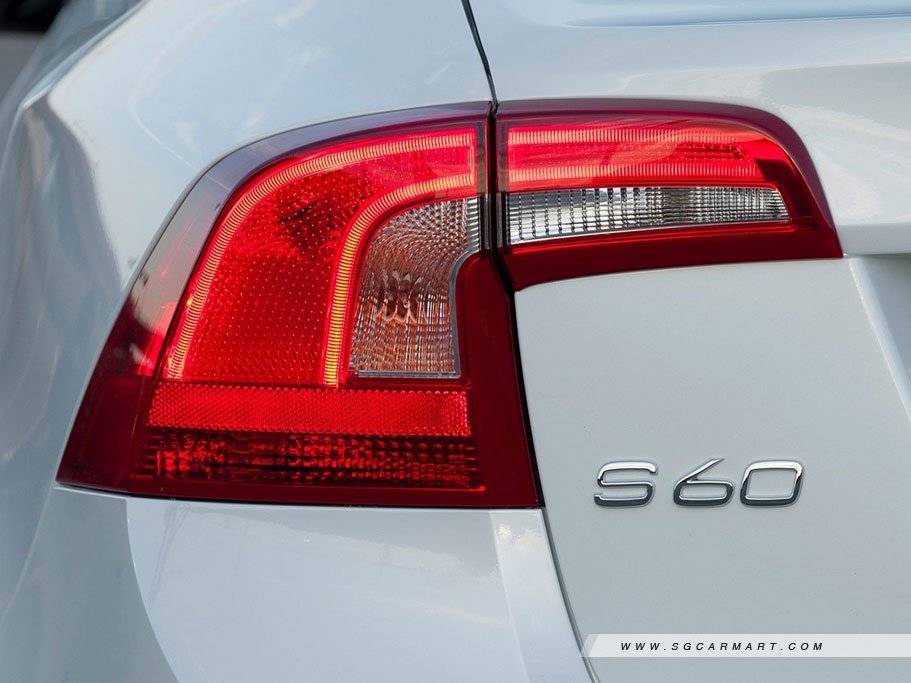 https://i.i-sgcm.com/new_cars/cars/11793/11793_g11