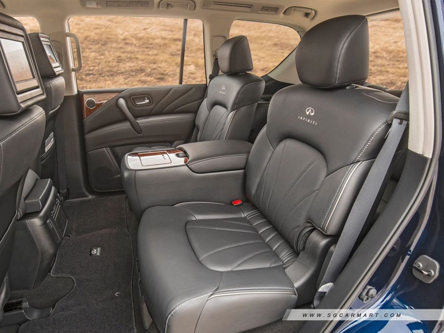 Infiniti QX80 10