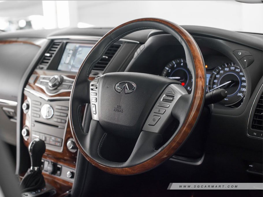 https://i.i-sgcm.com/new_cars/cars/11796/11796_g26