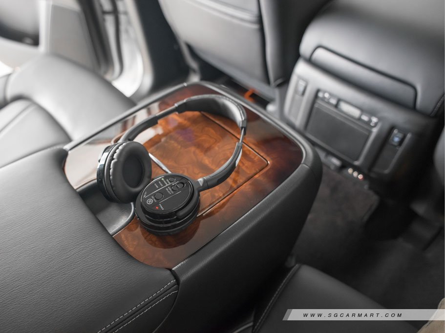 https://i.i-sgcm.com/new_cars/cars/11796/11796_g32