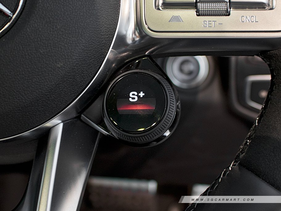 https://i.i-sgcm.com/new_cars/cars/11798/11798_g124