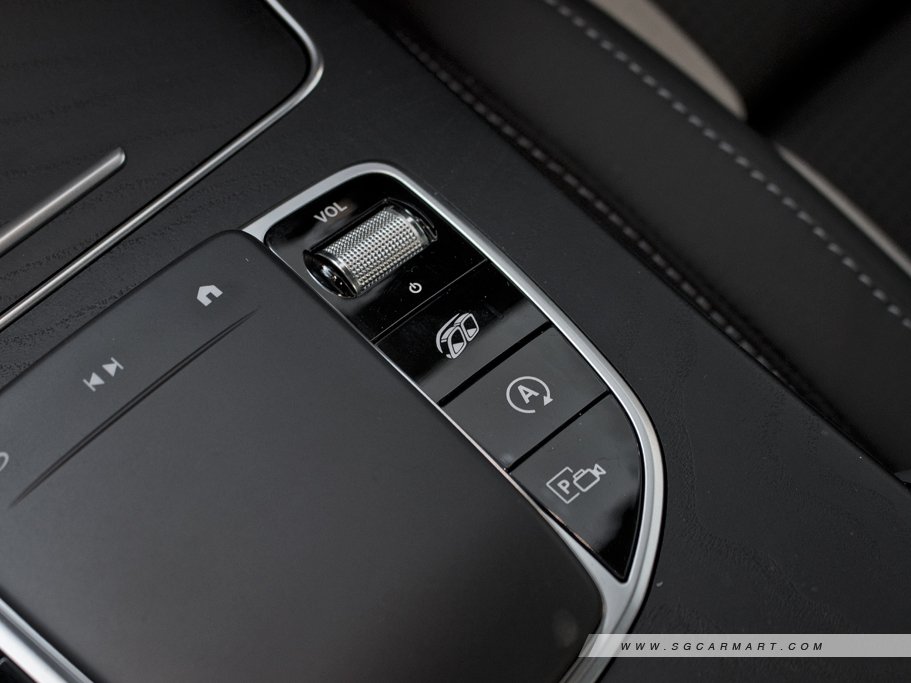 https://i.i-sgcm.com/new_cars/cars/11798/11798_g128