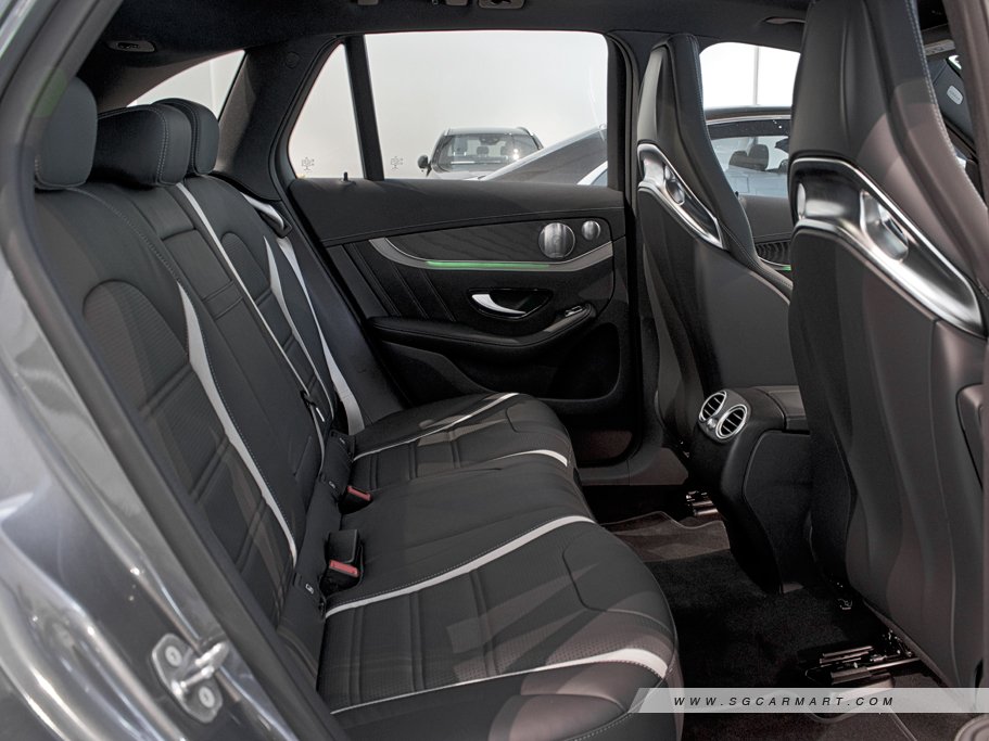 https://i.i-sgcm.com/new_cars/cars/11798/11798_g132