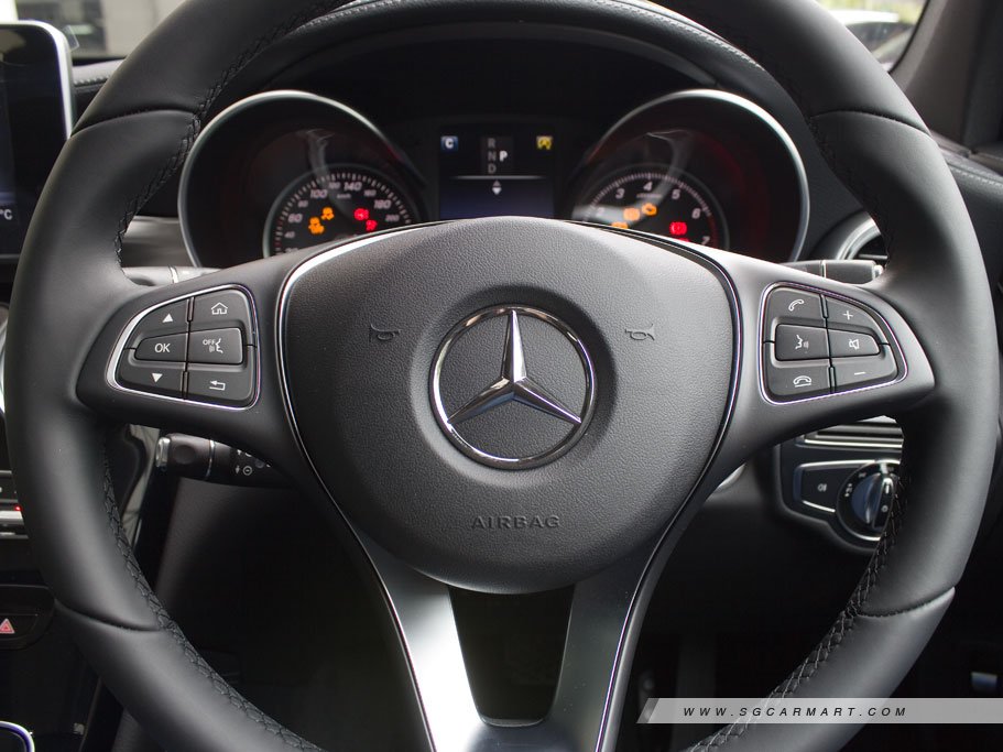 https://i.i-sgcm.com/new_cars/cars/11798/11798_g17