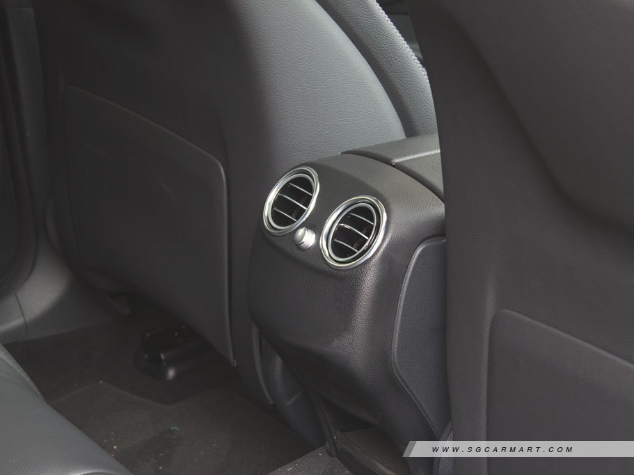 https://i.i-sgcm.com/new_cars/cars/11798/11798_g25