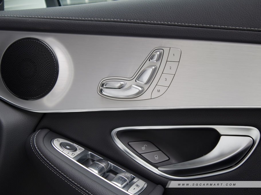 https://i.i-sgcm.com/new_cars/cars/11798/11798_g26