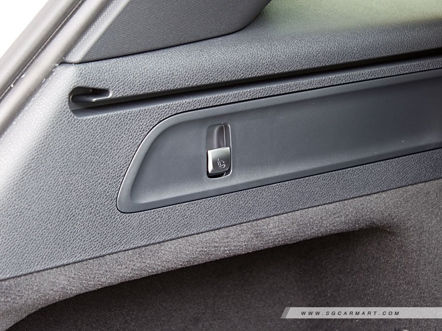 https://i.i-sgcm.com/new_cars/cars/11798/11798_g29
