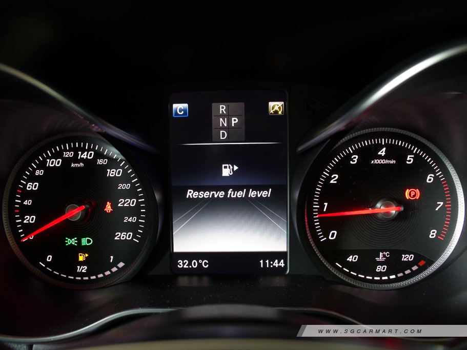 https://i.i-sgcm.com/new_cars/cars/11798/11798_g45