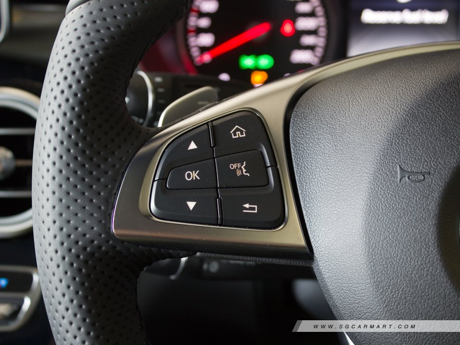 https://i.i-sgcm.com/new_cars/cars/11798/11798_g46