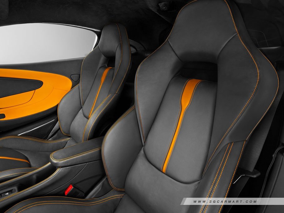 https://i.i-sgcm.com/new_cars/cars/11804/11804_g11
