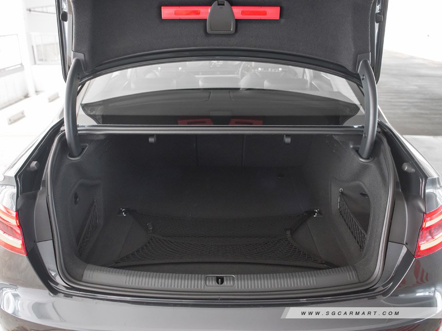 https://i.i-sgcm.com/new_cars/cars/11806/11806_g39