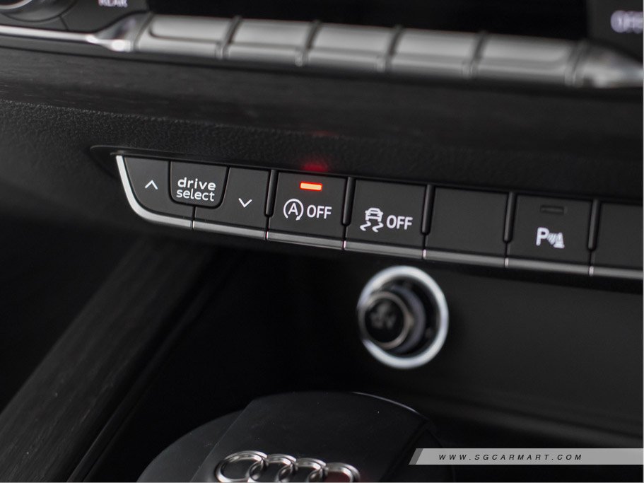 https://i.i-sgcm.com/new_cars/cars/11806/11806_g59