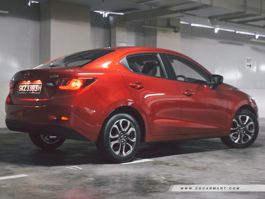 https://i.i-sgcm.com/new_cars/cars/11811/11811_g15