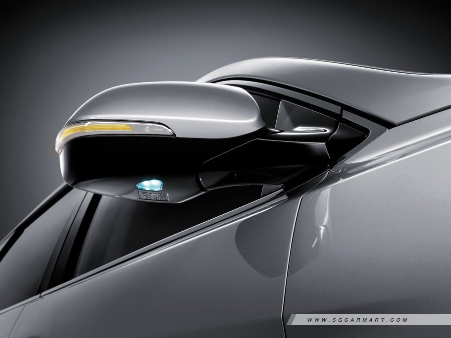 https://i.i-sgcm.com/new_cars/cars/11812/11812_g10