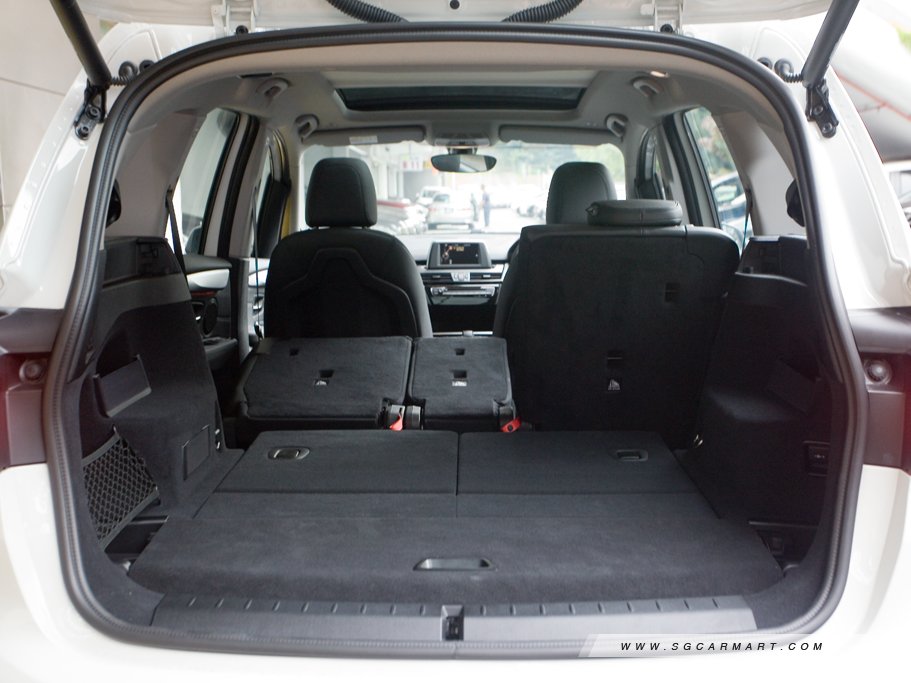 https://i.i-sgcm.com/new_cars/cars/11813/11813_g30