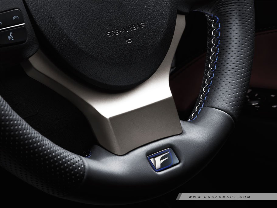 https://i.i-sgcm.com/new_cars/cars/11817/11817_g13