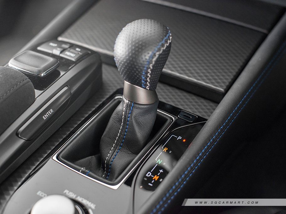 https://i.i-sgcm.com/new_cars/cars/11817/11817_g42