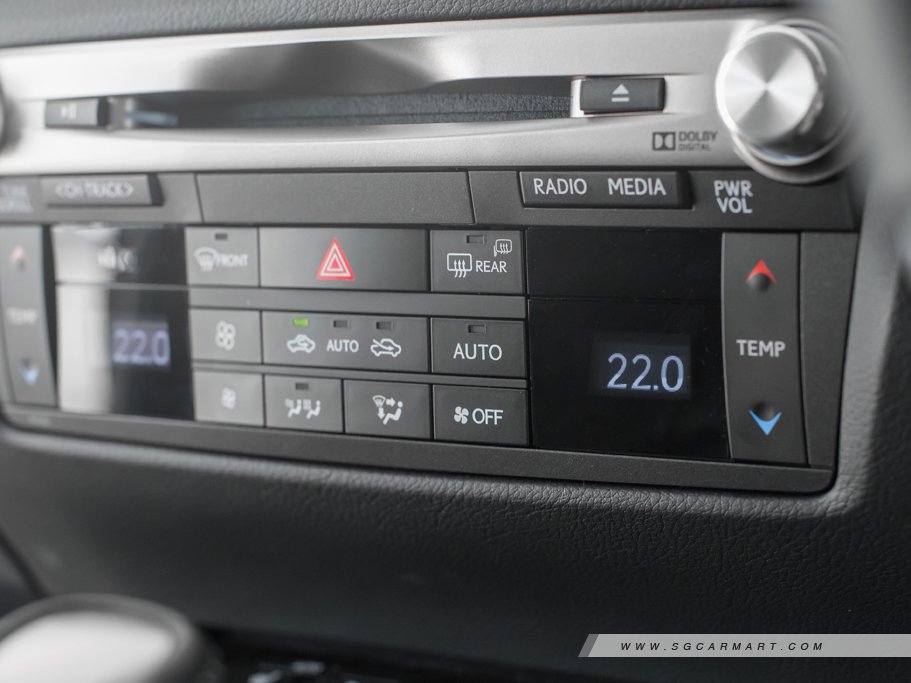 https://i.i-sgcm.com/new_cars/cars/11818/11818_g31