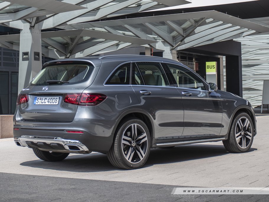https://i.i-sgcm.com/new_cars/cars/11819/11819_g44