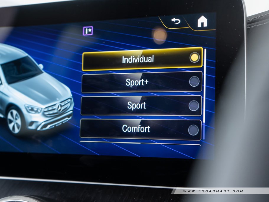 https://i.i-sgcm.com/new_cars/cars/11819/11819_g74