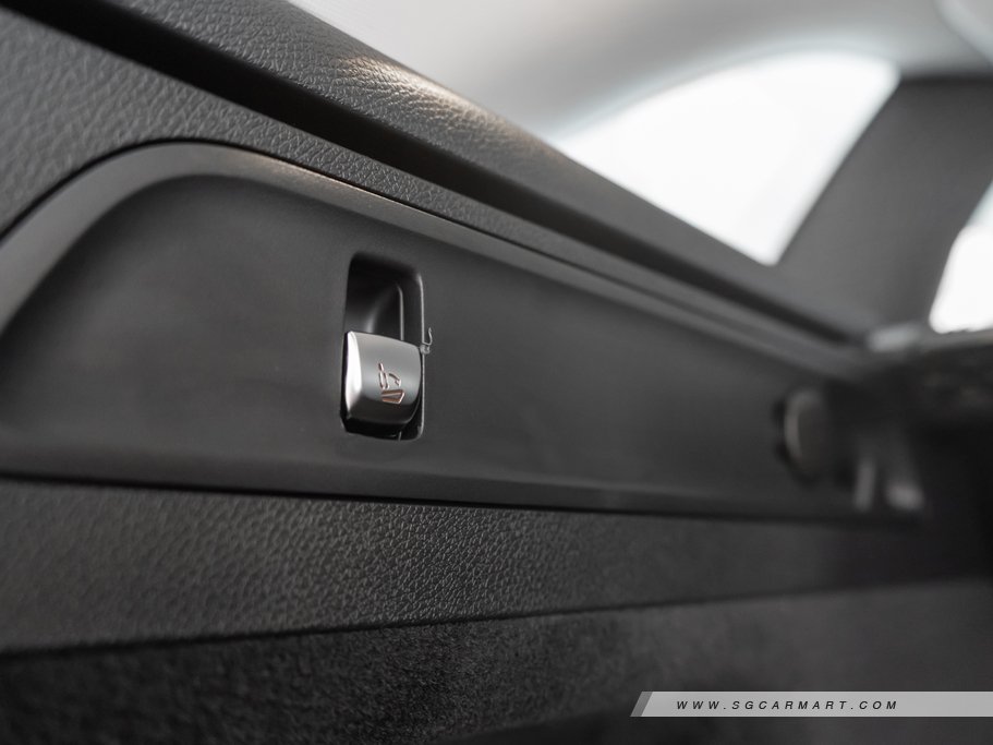 https://i.i-sgcm.com/new_cars/cars/11819/11819_g78