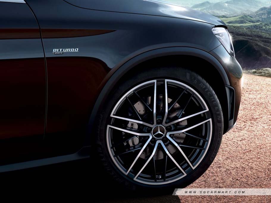https://i.i-sgcm.com/new_cars/cars/11819/11819_g94
