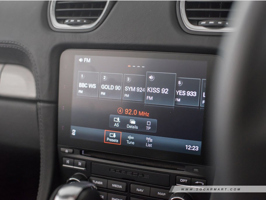 https://i.i-sgcm.com/new_cars/cars/11821/11821_g33