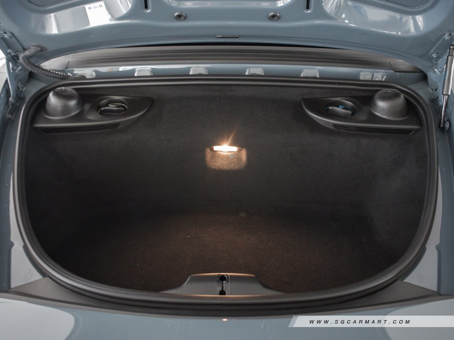 https://i.i-sgcm.com/new_cars/cars/11821/11821_g37