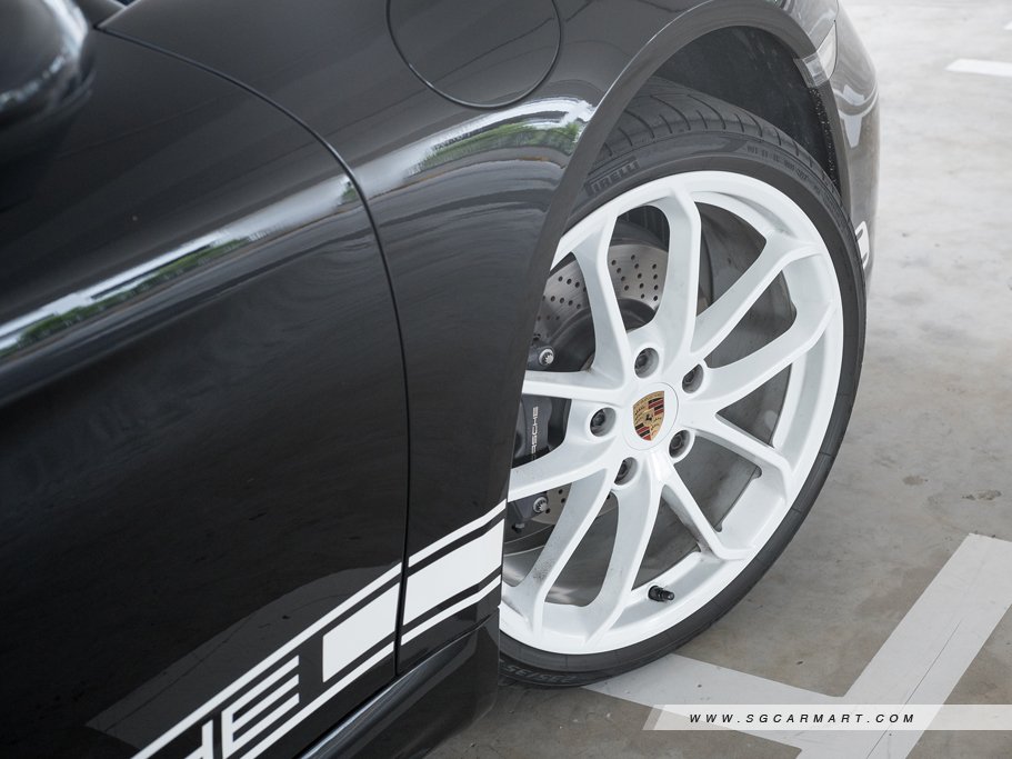 https://i.i-sgcm.com/new_cars/cars/11821/11821_g46