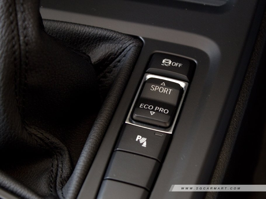 https://i.i-sgcm.com/new_cars/cars/11823/11823_g21